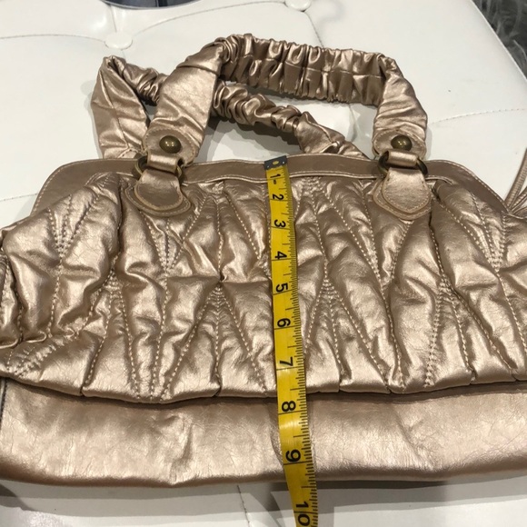 NWOT gold purse 👜 - Picture 6 of 14